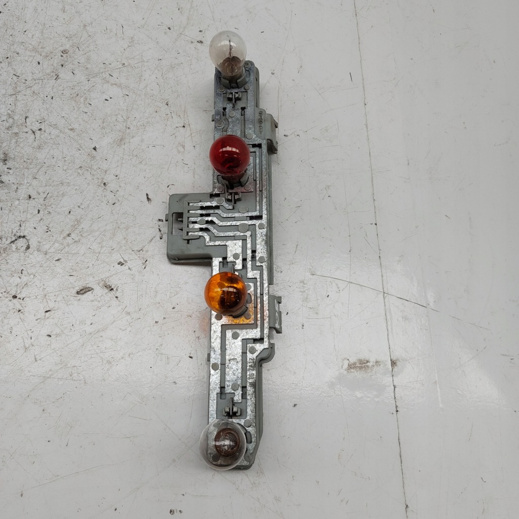 фото №1, Opel zafira b вкладиш лампи лівий задній