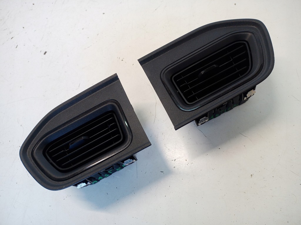 фото №1, Решётка обдув консоли renault master iii lift iv