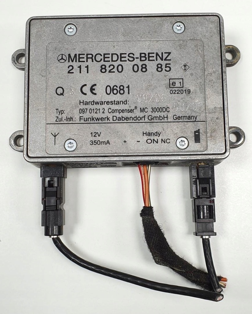 Купить Усилитель антенны mercedes r-kl w251 2118200885