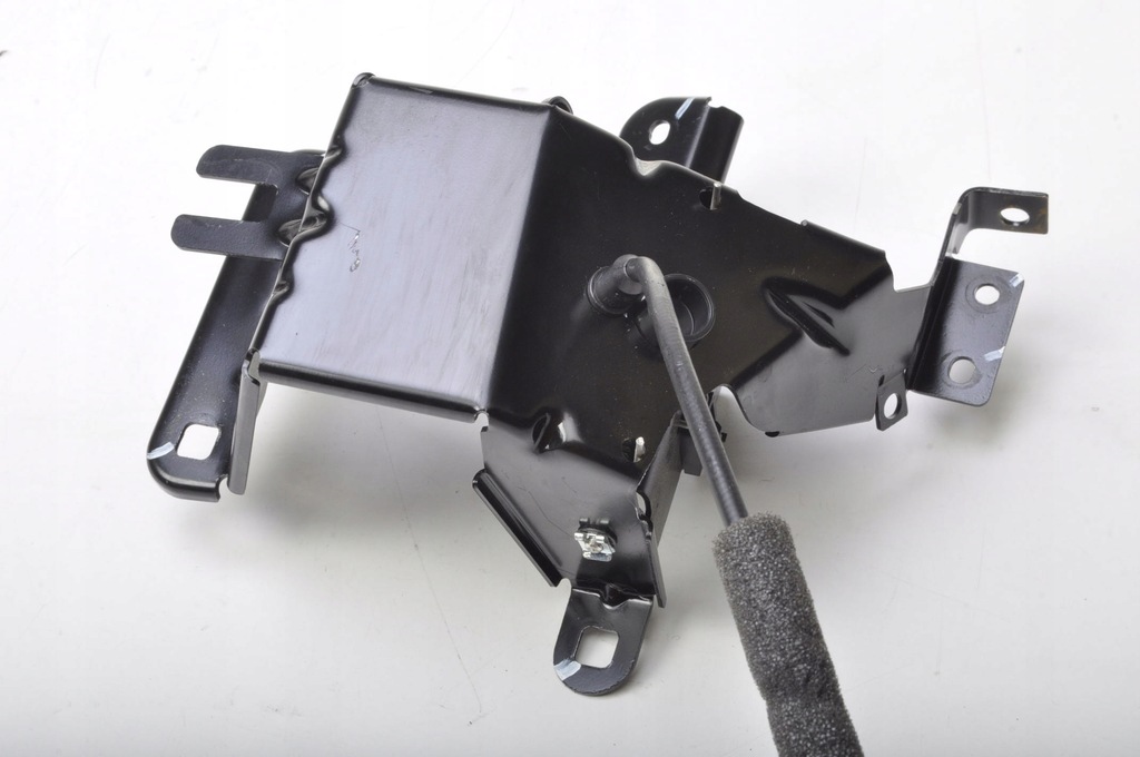 фото №4, Ferrari california f149 защита кронштейн дверь левый