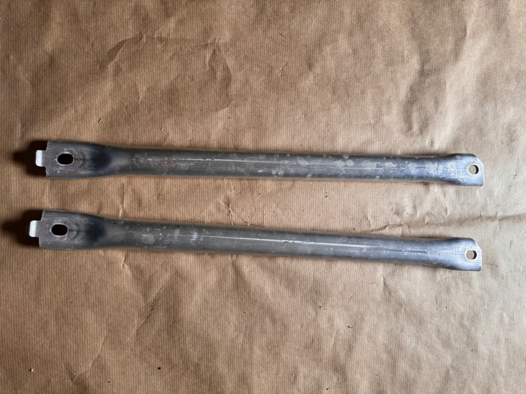 фото №1, Bmw x3 g01 x4 g02 розпірка кронштейн амортизатора 7390309