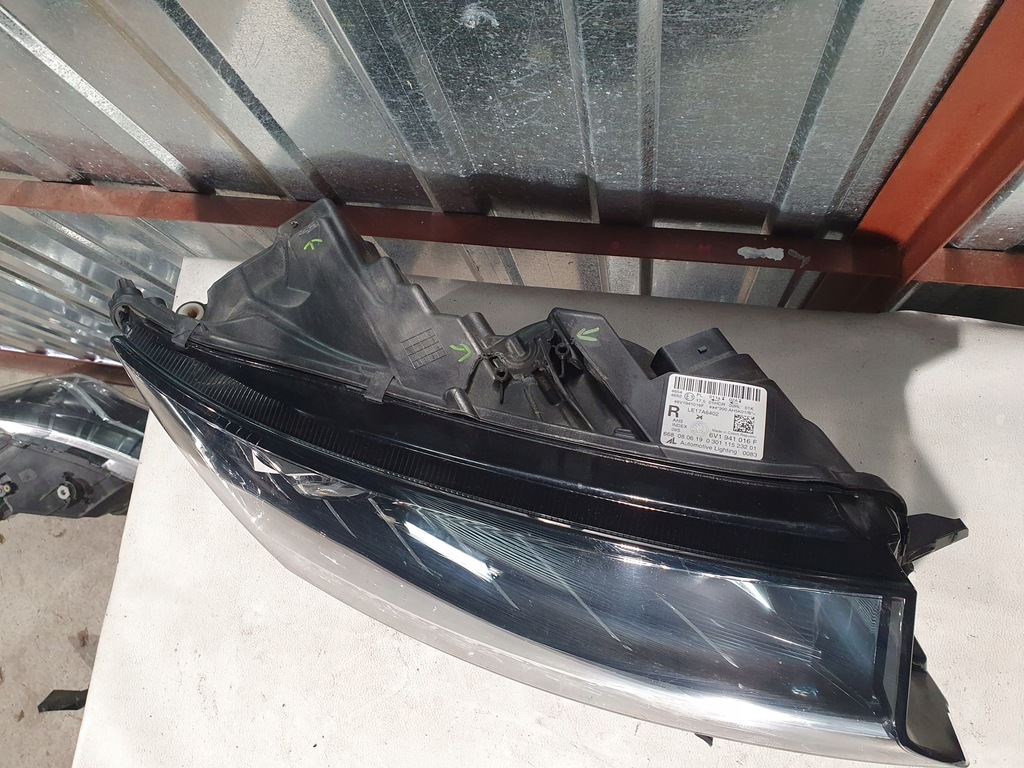 фото №6, Лампа правая передняя skoda fabia iii lift 6v1941016f