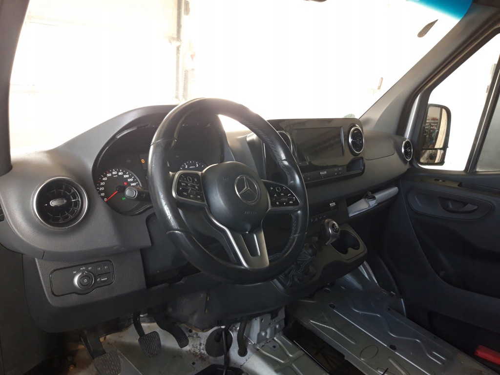 фото №1, Консоль приборная панель комплектная отопитель sprinter 907