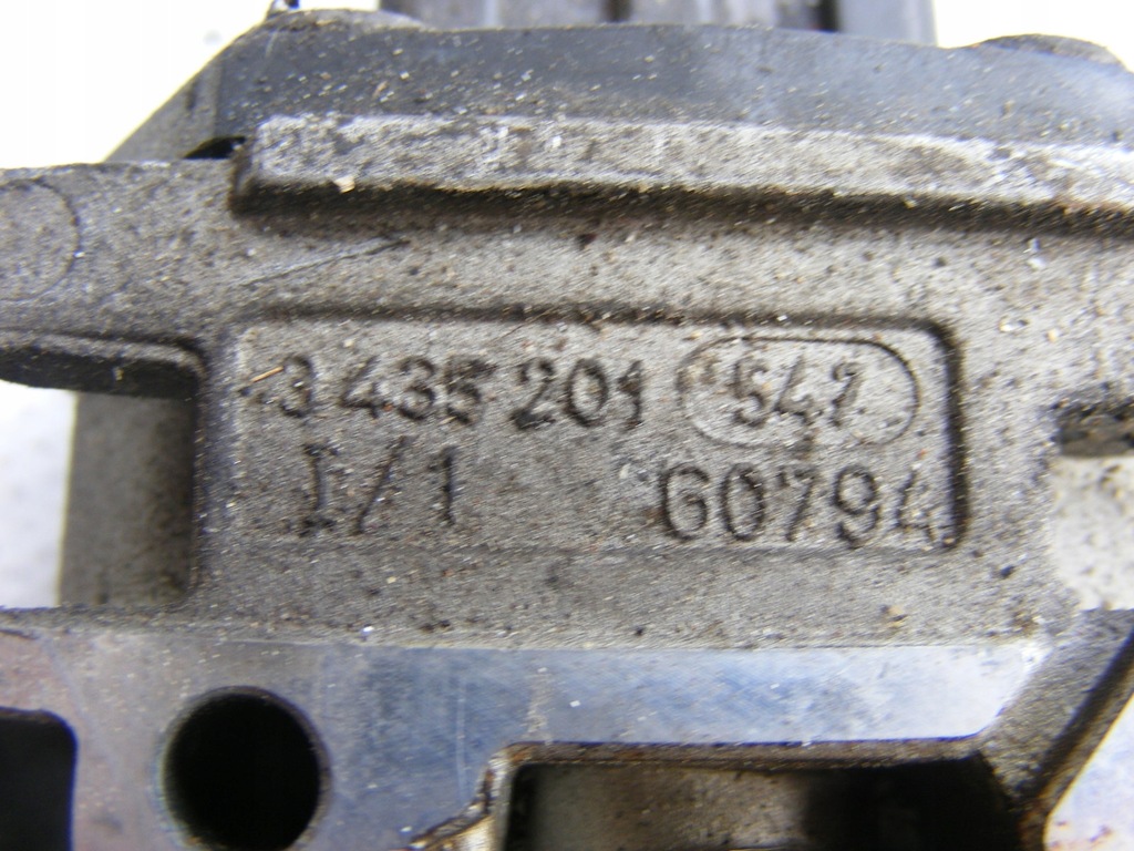 фото №2, Дроссельная заслонка renault clio i 1,2 3435201