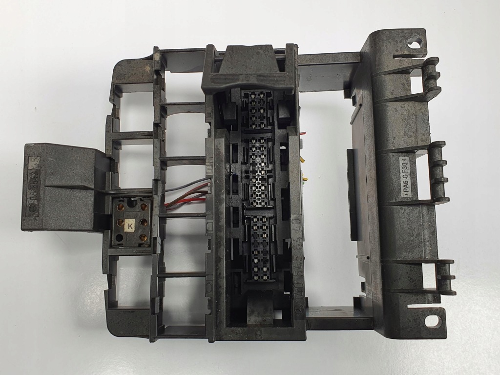 Купить Основание коробка предохранителей mercedes w140 3.2