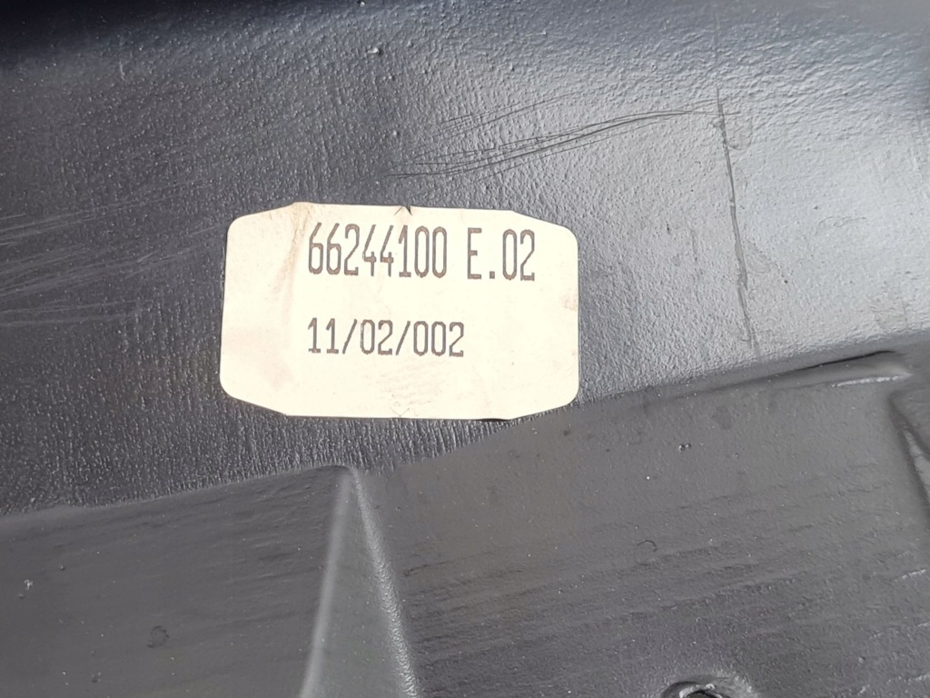 2002 maserati купе накладка замка кришки 66244100 Київ