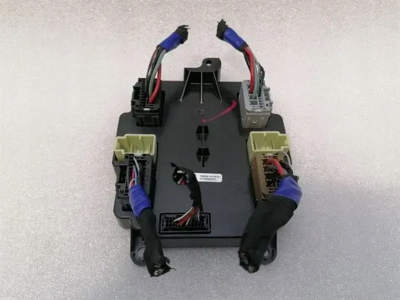 Купити Tesla модуль електронний 1062056