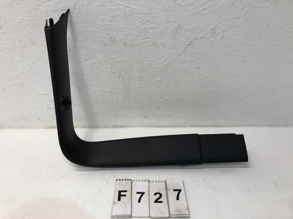 фото №1, Volvo xc40 osłona/poszycie стойка крышки багажника