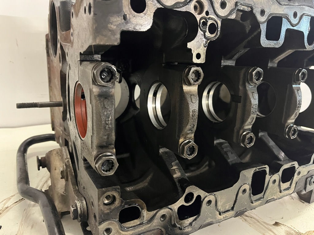 фото №13, Блок двигуна 1.6 tdi clh vw seat skoda audi 04l103011a номінал śląsk