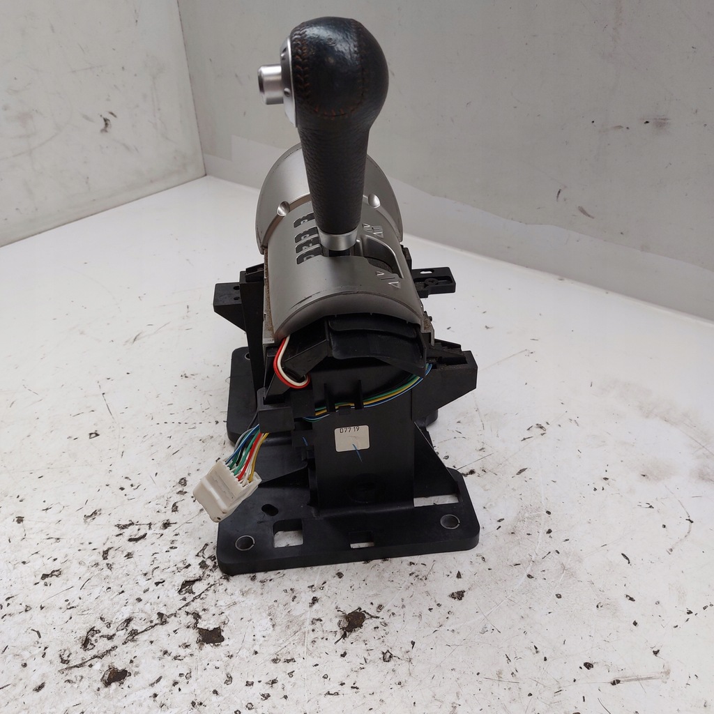 фото №8, Mitsubishi eclipse 4 4g 2,4 автоматична коробка передач домкрат ручка вибірник перемикання передач