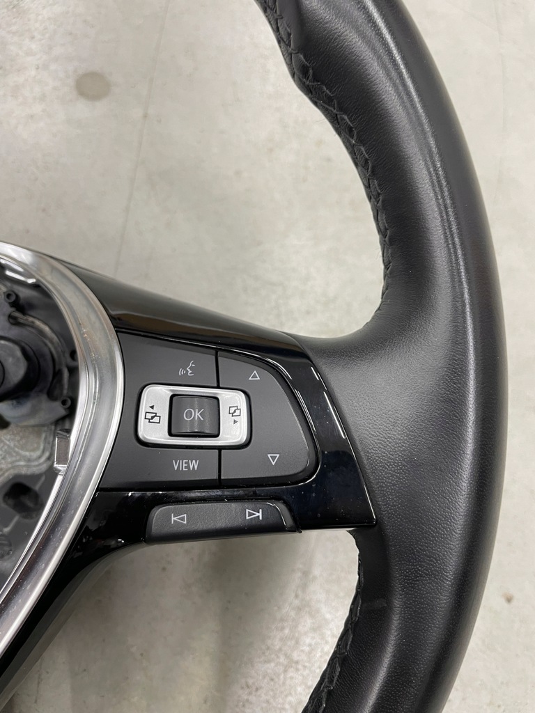 фото №9, Воздуховод многофункциональный vw t-roc golf vii touran 5ta оригинал