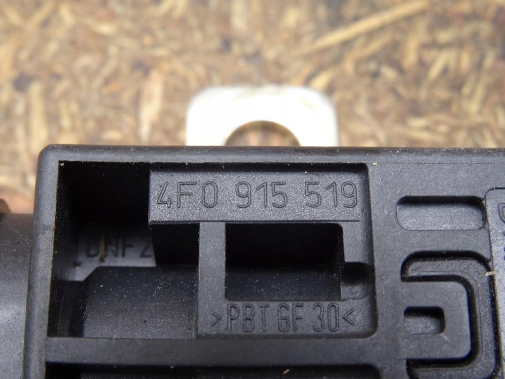 фото №7, Audi q3 8u 11-18 a6 c6 a4 b8 a5 8t предохранитель пиротехнический 4f0915519