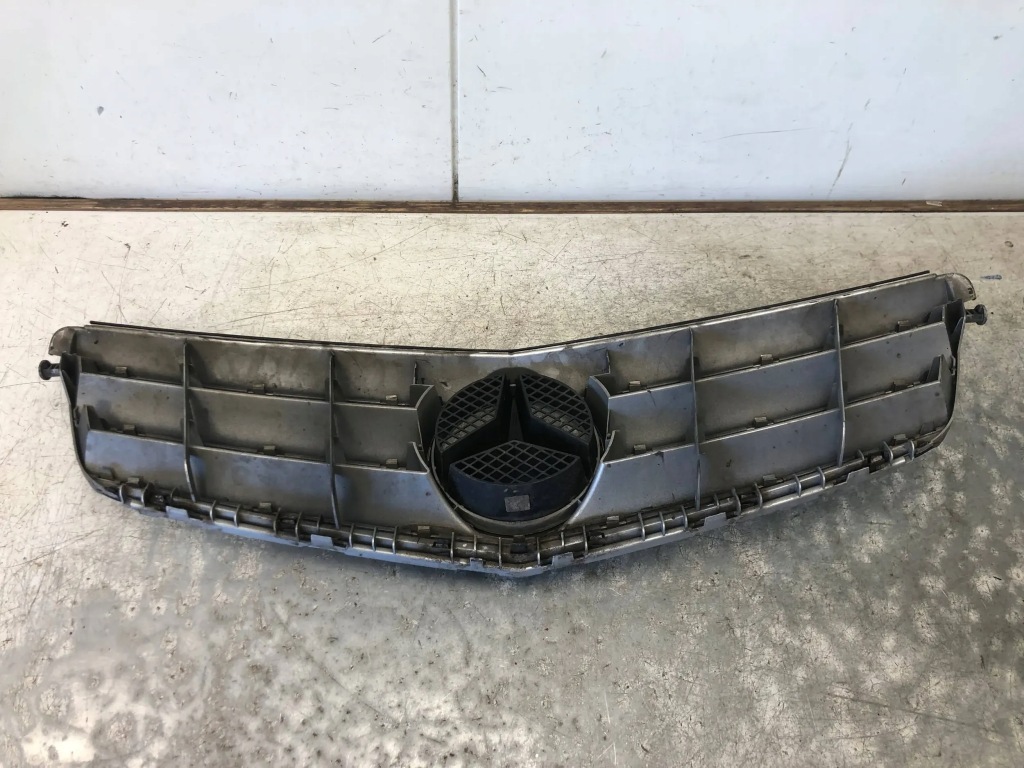 фото №7, Решітка радіатора решітка радіатора mercedes w204 a2048800023