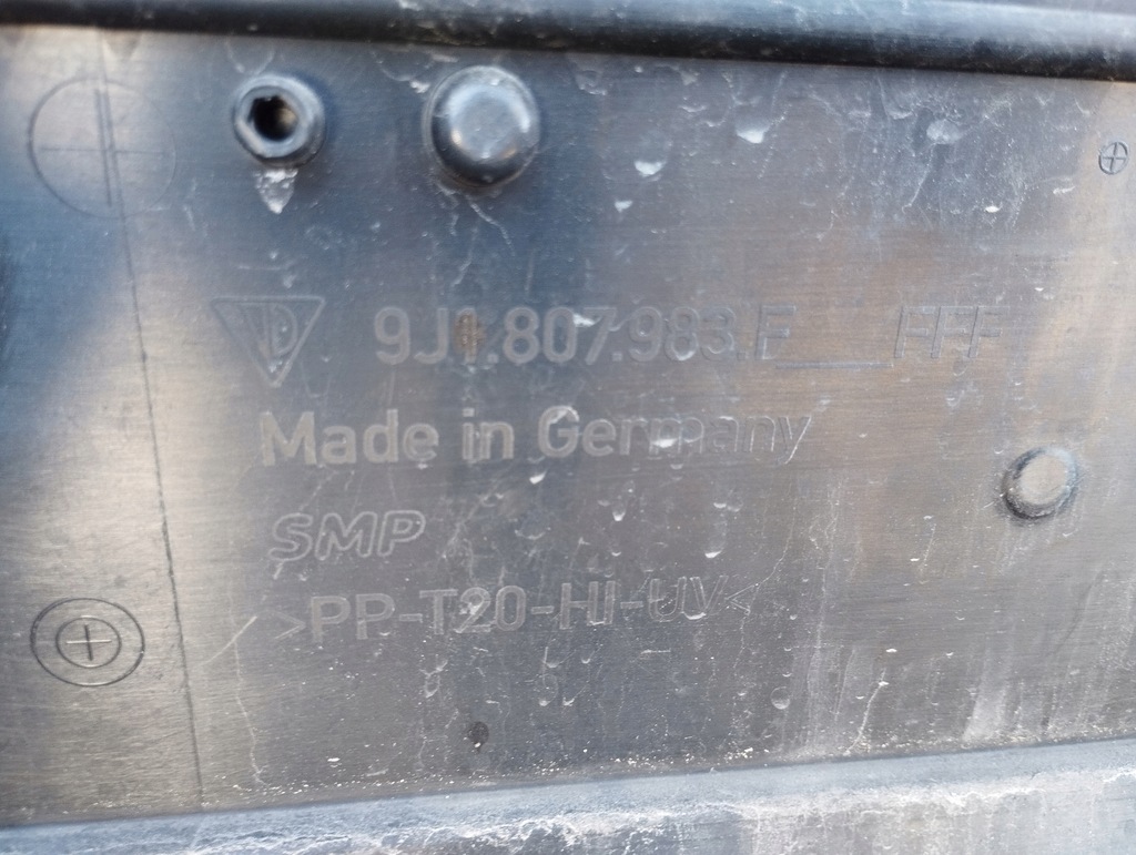 фото №9, Бампер диффузор задняя porsche tycan 9j 9j1807983f