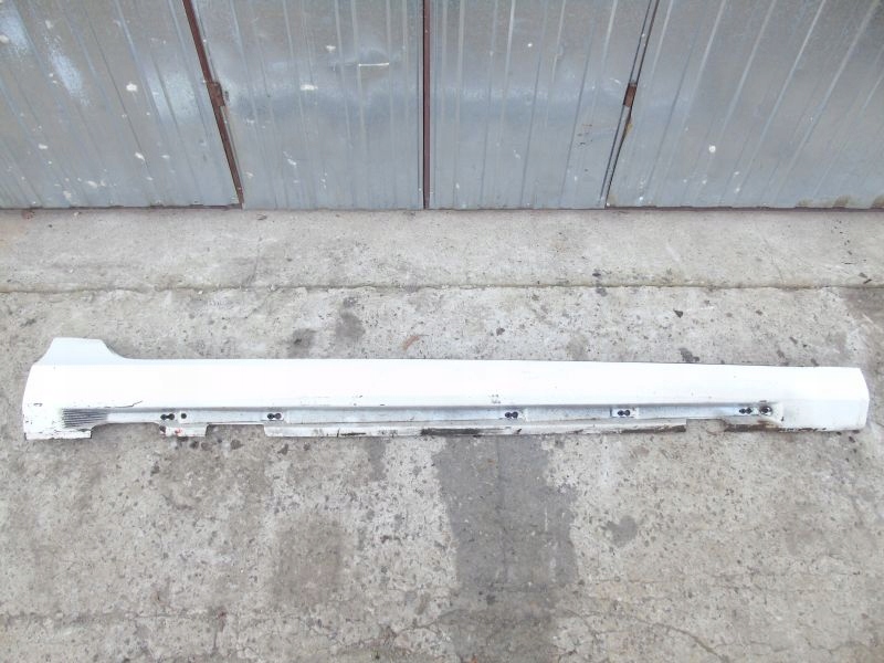 фото №1, Volvo v60 i молдинг порог наружная правая