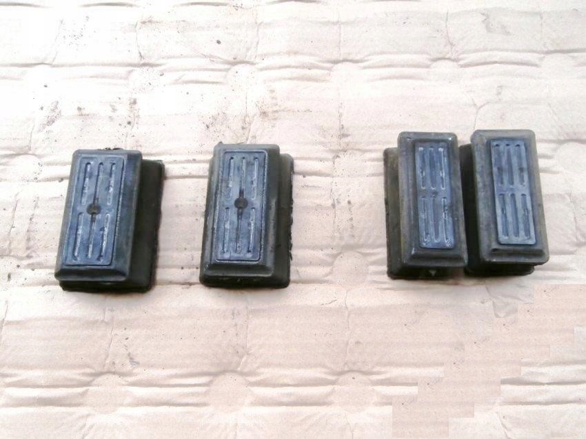 фото №1, Відбійник ресора mercedes sprinter jedno щітка 95-06r