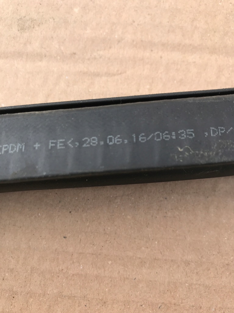 фото №7, Прокладка дверь левый перед audi a5 lift 8t0845353