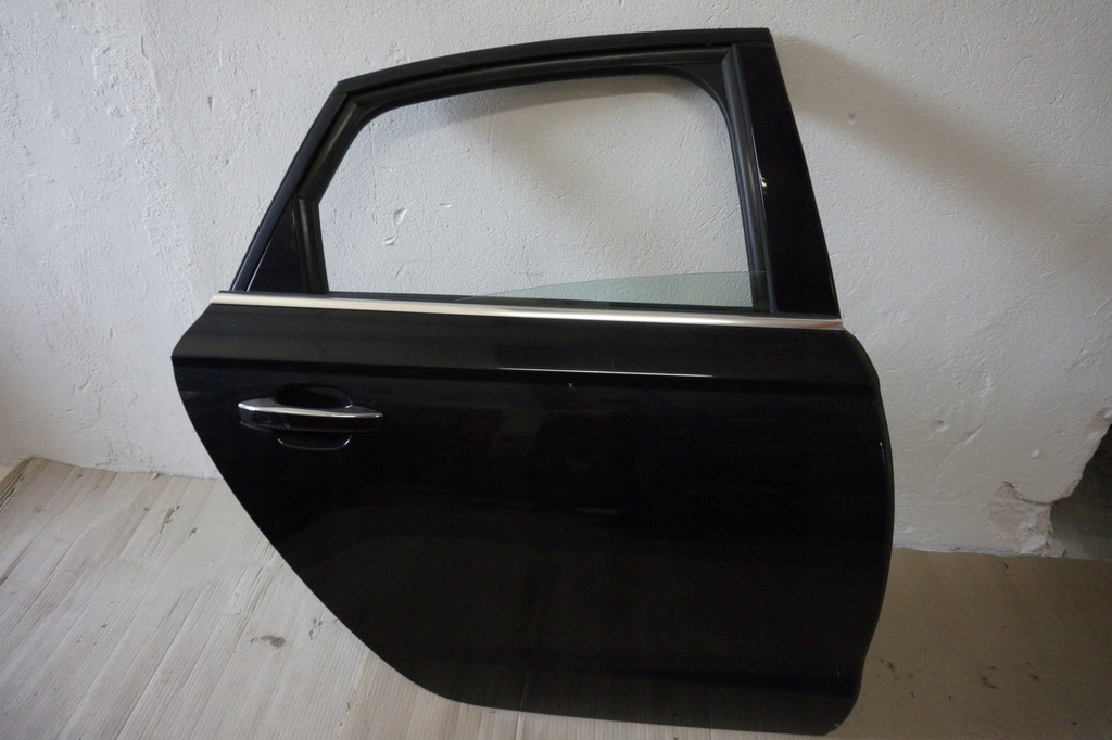 фото №1, Дверь правый задняя audi a6 c7 ly9t 4g0833052