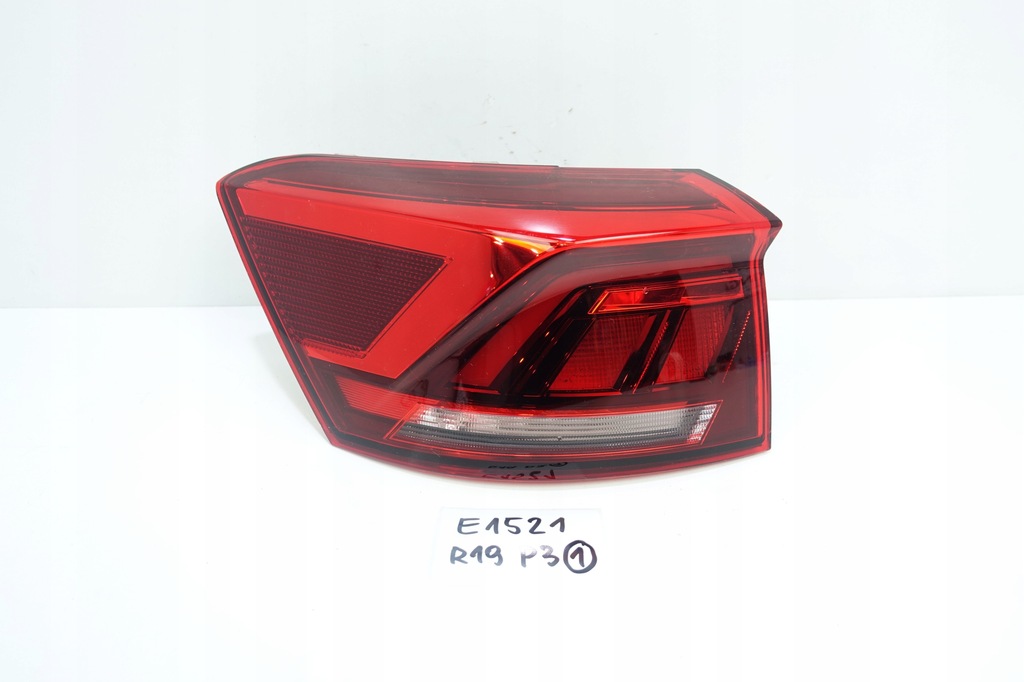 фото №1, Лампа левый задняя задняя vw t-roc cabrio 2gc945095e