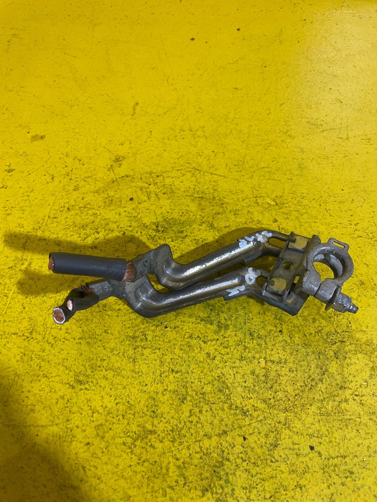 фото №1, Renault scenic iii - клемма минусовая