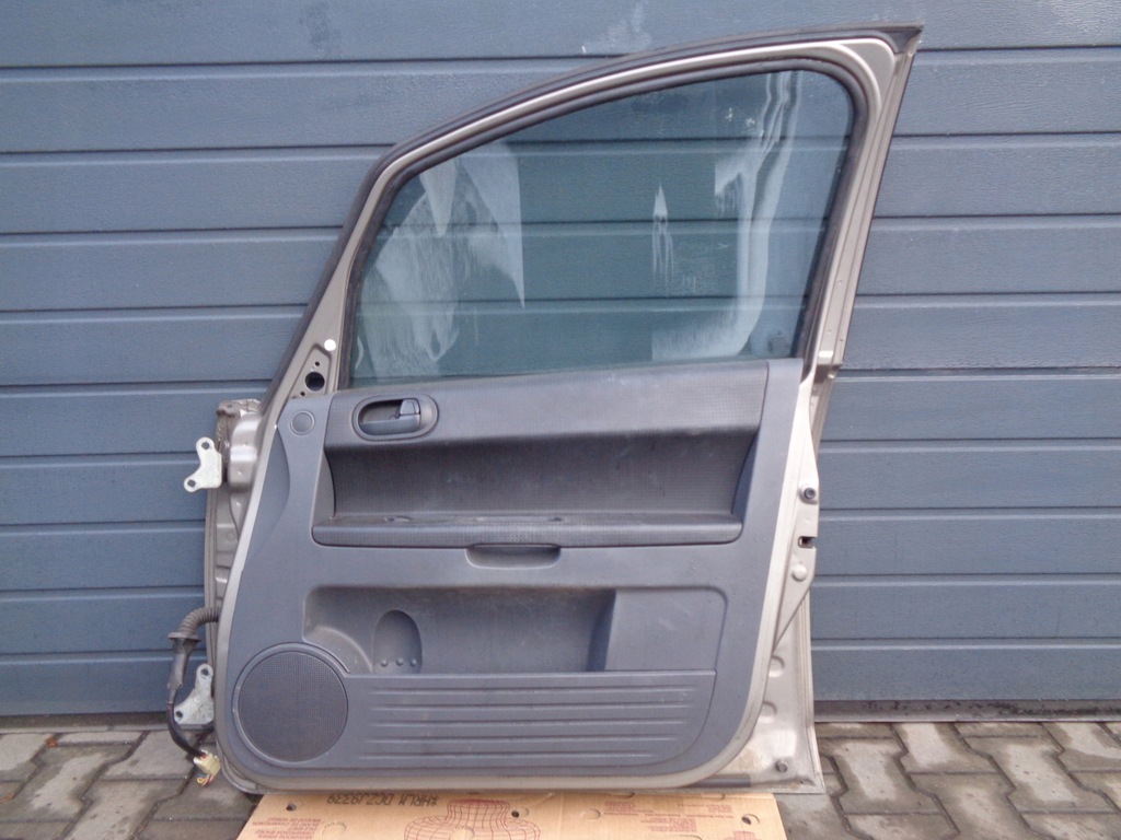 фото №6, Mitsubishi colt 10 r двері праве 56h пара