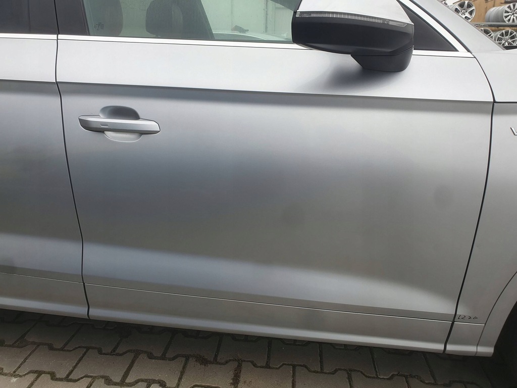 фото №1, Audi q5 80a fy дверь правый перед передние правое lz7g