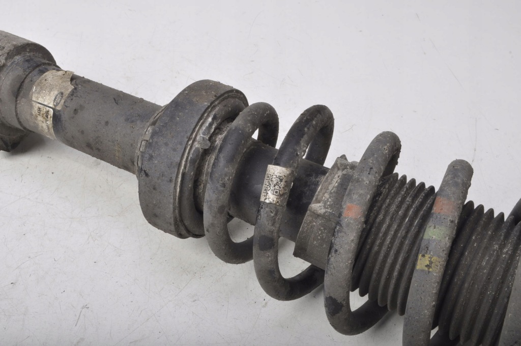 фото №2, Jaguar xe 2.0 d амортизатор правий перед r-sport