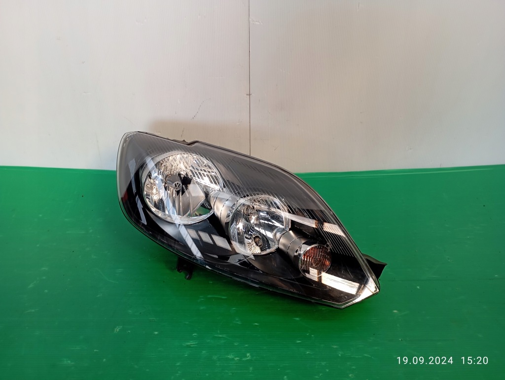 фото №1, Лампа правый перед vw golf 5 v plus 5m1941006g