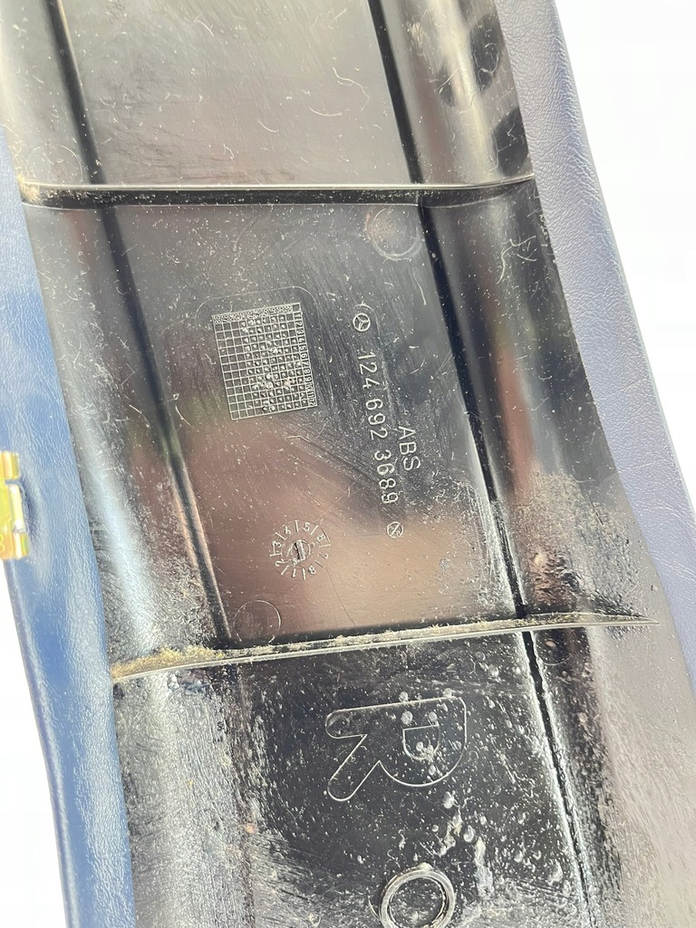 фото №14, Захист обшивка накладка стійка b права синій mercedes w124 1246923689