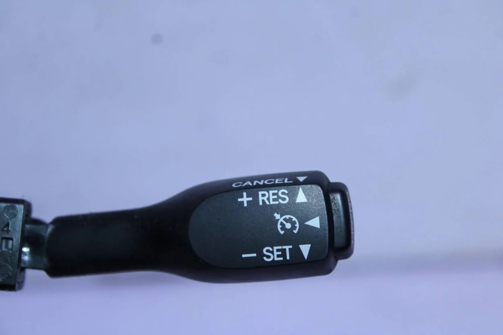 фото №2, Круїз-контроль toyota yaris ii auris avensis rav4