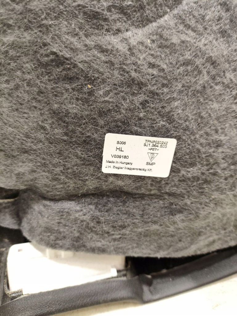 фото №13, Porsche taycan 9j1 2023 обшивки / обшивка дверь задних 9j1864603