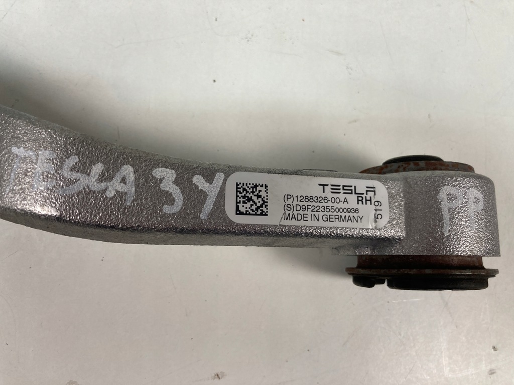 фото №10, Важіль правий передній верхній tesla model 3 y lift
