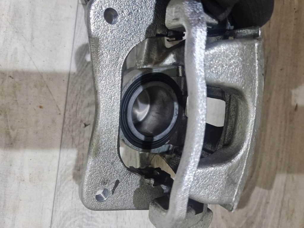 фото №4, Toyota chr c-hr суппорты суппорт перед передний левый правый