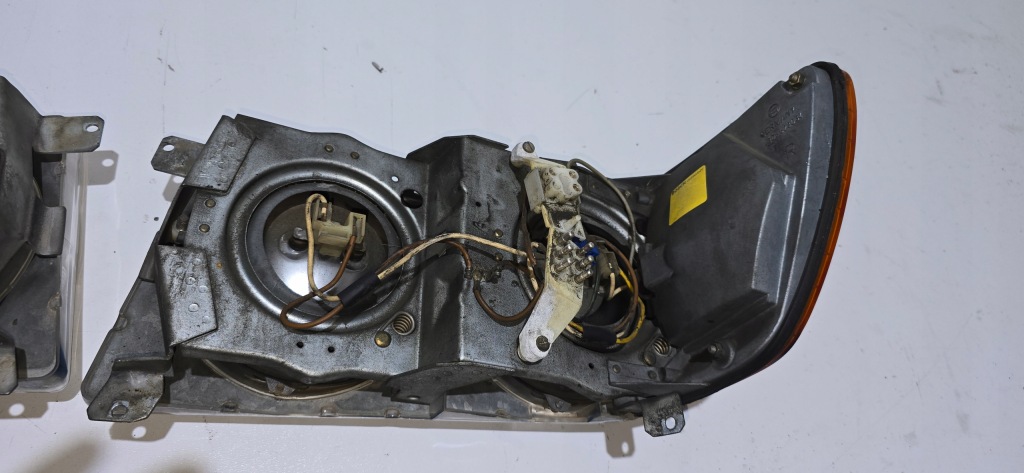 Mercedes sl r107 slc ліхтар передня правий ліва Недорого