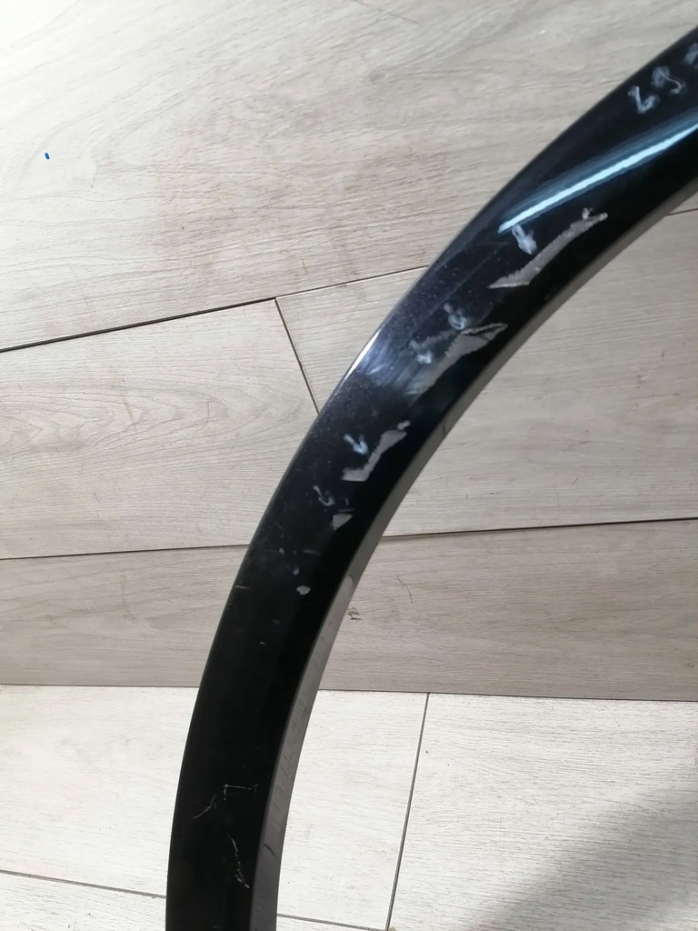 фото №10, Cayenne молдинг крыло левый задняя 9y0854731j