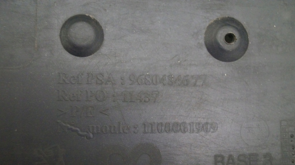 Peugeot 308 t7 07-11 бампер передній перед i44 Київ