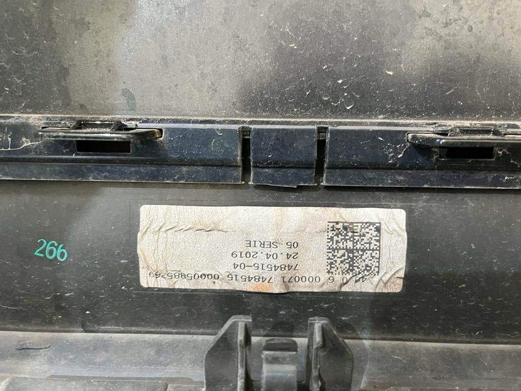 фото №6, Bmw i3 lift бампер перед 7462274 оригинал