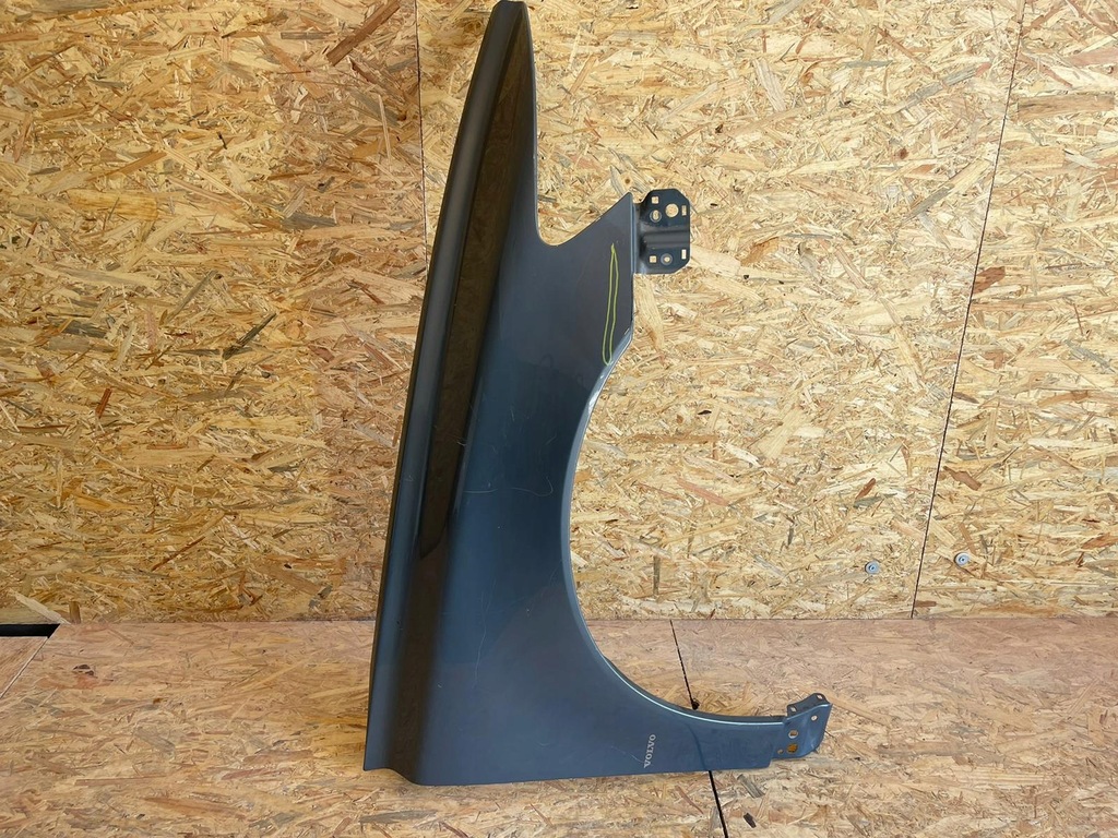 фото №1, Крыло перед volvo s40 ii v50 04- правый