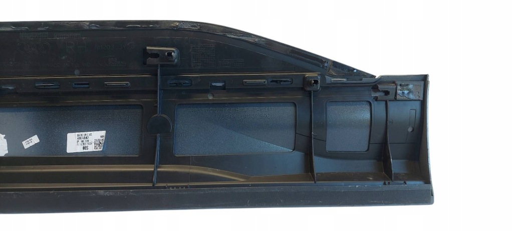 фото №6, Audi q4 e-tron 2021- молдинг двері правий задня 89a853970b