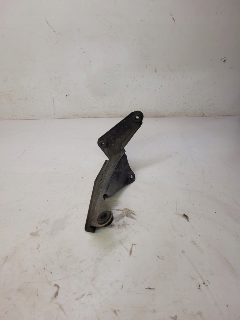 фото №1, Кронштейн интеркулер audi a4 b6 b7 8e0145813g