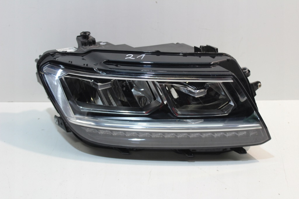 фото №1, Лампа правая перед vw tiguan ii 2 led basic led full led oem eu 5nb941036d