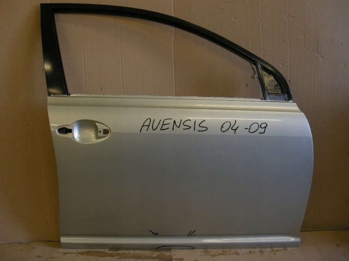 фото №1, Toyota avensis 2004 двері праве перед