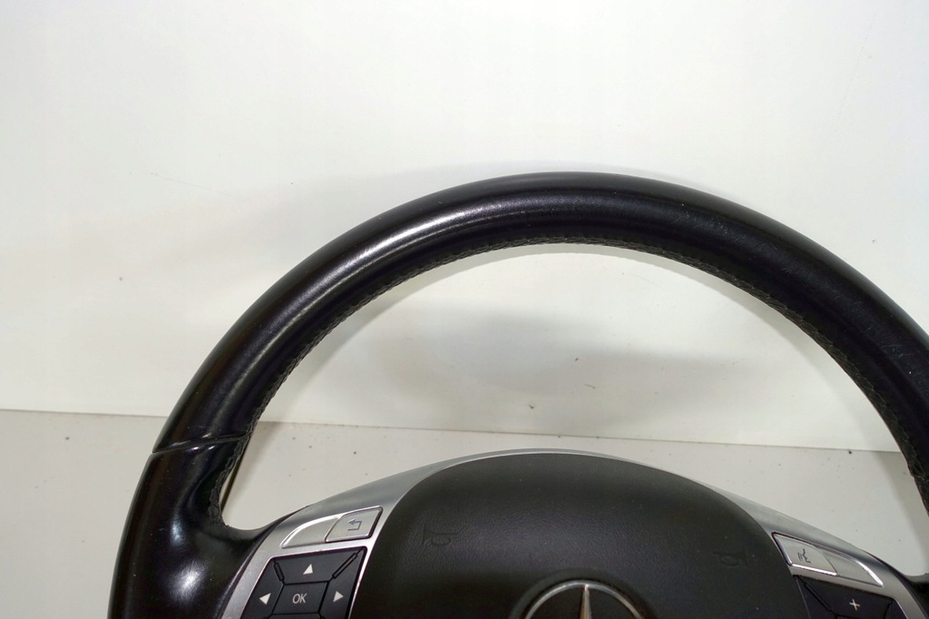 фото №4, Mercedes w204 воздуховод c-klasa lift w246 подушка