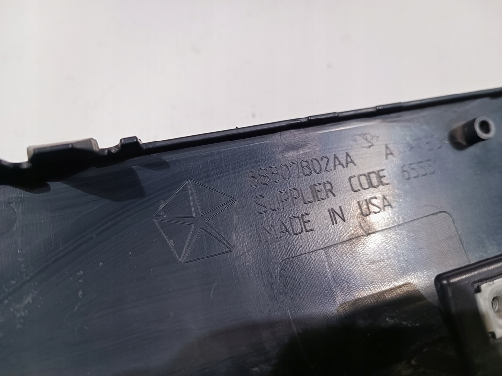 фото №15, Молдинг бампера перед pdc датчики dodge durango srt 2018-