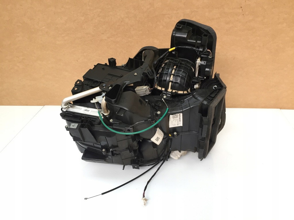 фото №1, Clio v 5 отопитель воздуходувка комплектная europa