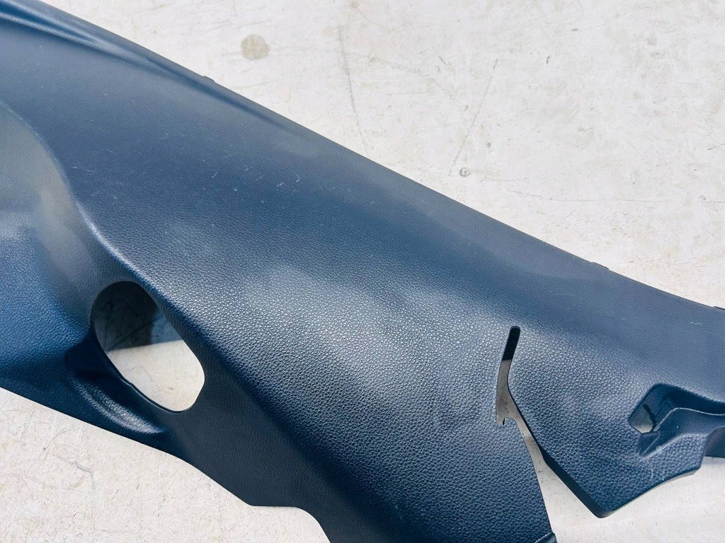 Corolla cross накладка стійка поперечина бокове  сидіння ліва подряпини 62552-16110 Київ