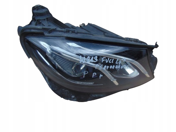 фото №1, Лампа права full led a2139069003 mercedes w213 performance