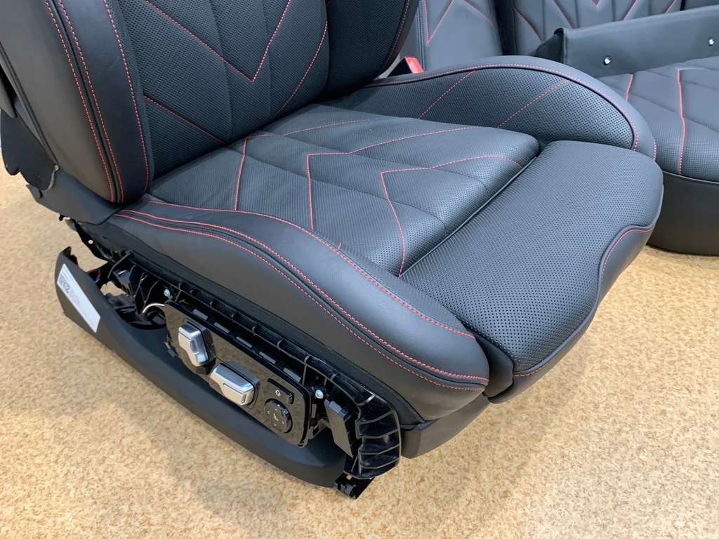 фото №6, Bmw xm g09 сиденья заднее сиденье обшивки 1/500 label red jak nowe