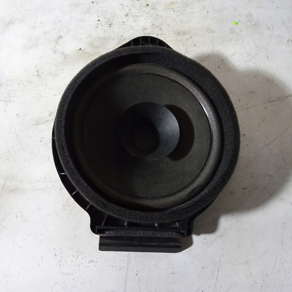 фото №1, Opel mokka динамик правый задняя 23260861