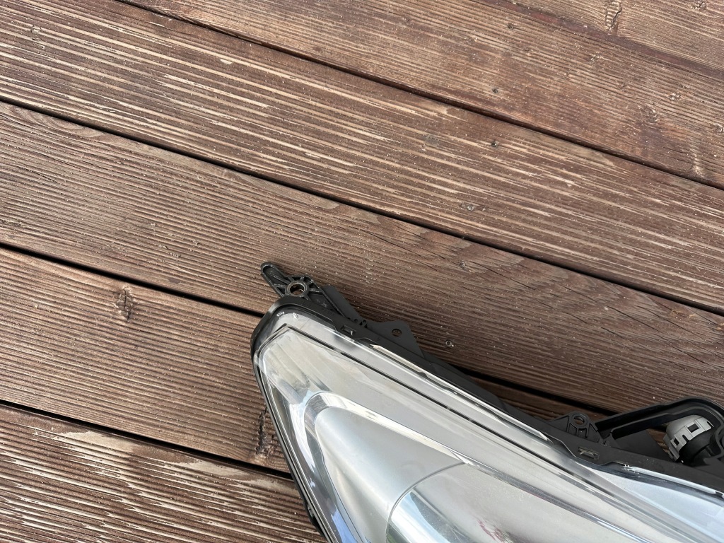 Фара правая  перед led ксенон peugeot 508 9687580780 Недорого